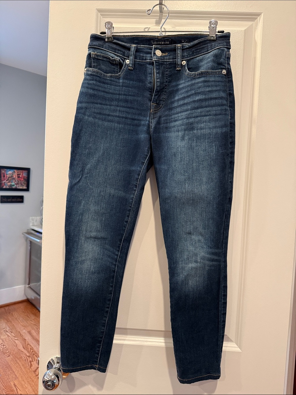 Lucky Brand Straight Leg Jeans in Dark Blue Wash